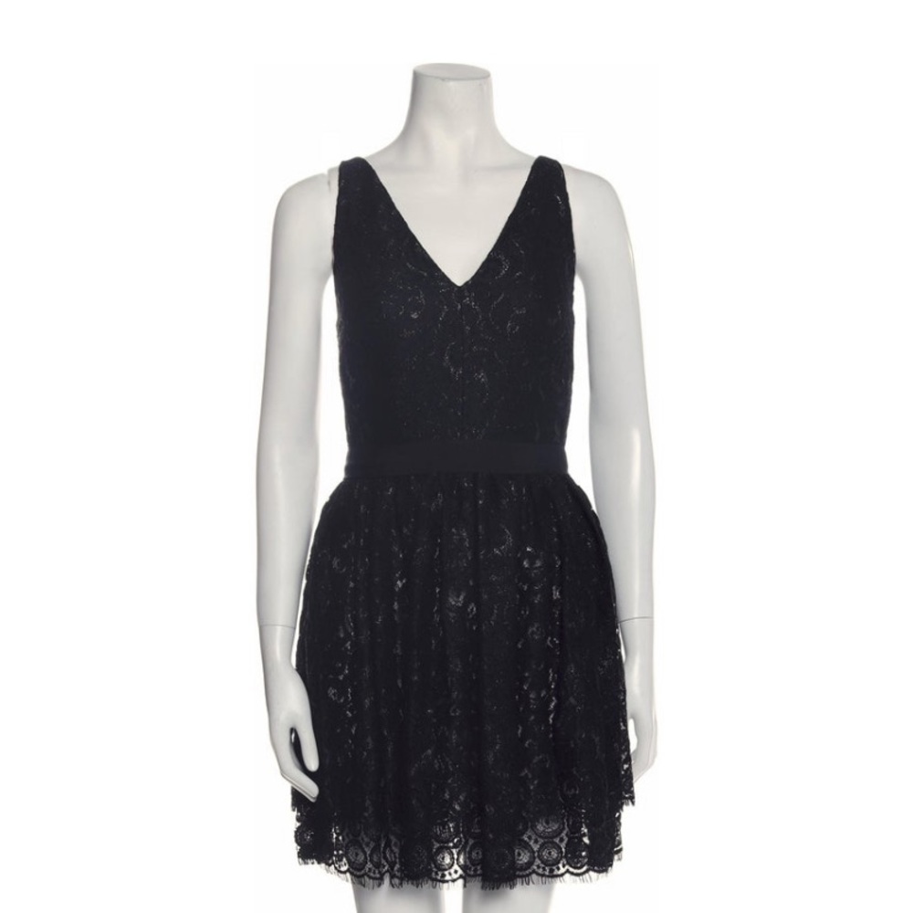 Robert Rodriguez A-line black lace dress  4 sleeveless v neck raw edge‎